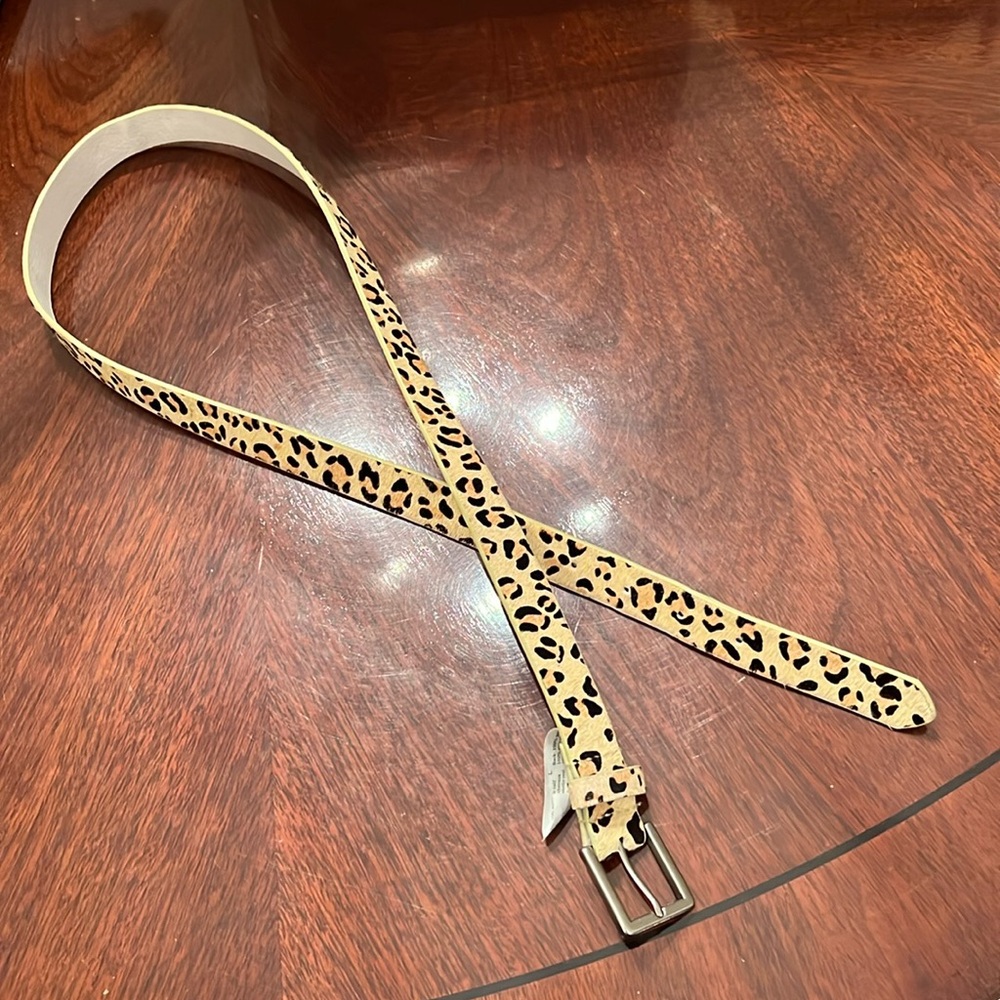 Calf hair leopard print belt. L.